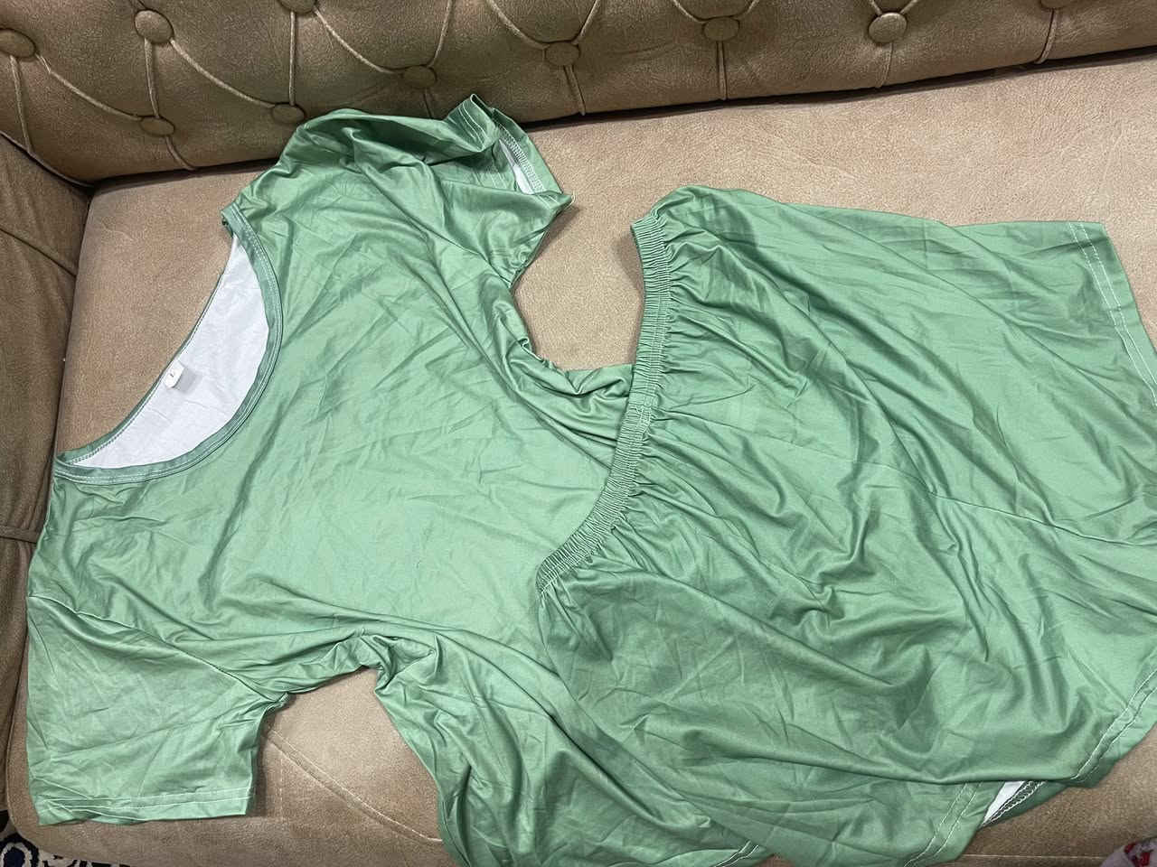 تراكات نسائيه الخامه زبده يجننون
البجامه سعره ٦ الاف
الشورت سعره ٥


**إذا كنت صاحب هذا الإعلان وتريد حذفه لأي سبب، رجاءا أرسل رسالة إلى الدعم الفني**