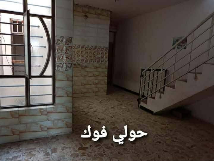 مشتمل طابق ثاني معزول للايجار في حي الرفاق شارع الشارقة, مساحة 100
متر، يحتوي على غرفة نوم واستقبال ومطبخ وخدمات وبيتونة وسطح. يمكنك التواصل مع الرقم 
***********
