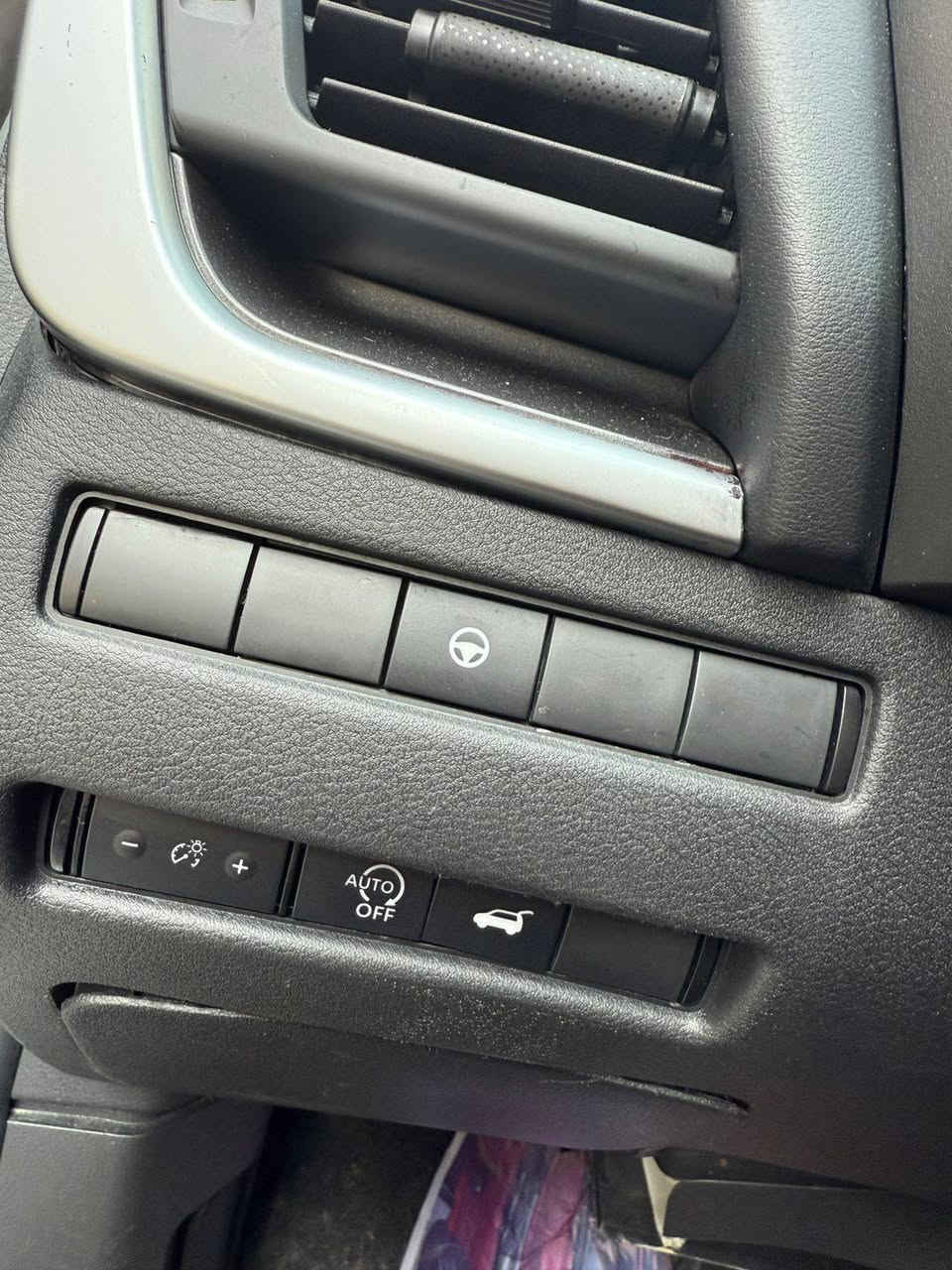 السلام عليكم للبيع موديل 2024 فول موصفات
حادثهة واضح بل صورة 

بدون رقم 
السعر ١٥٥ وبيهة مجال 

*********** بغداد, العراق
