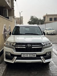 لاندكروز VXS • ٢٠٢١ • رقم بغداد