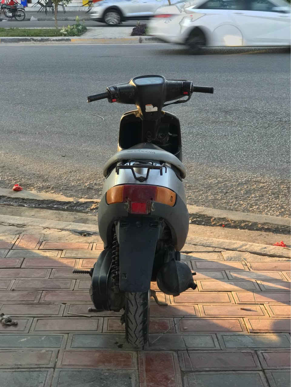 دراجه بطه موديل 2003 الدراجه ما ناقصه شي عله ايدي مفتوحه مره وحده كهربائيات شغاله لبيع او مراوس بجهاز سعره 250 مكاني كربلاء 
*********** كربلاء, العراق
