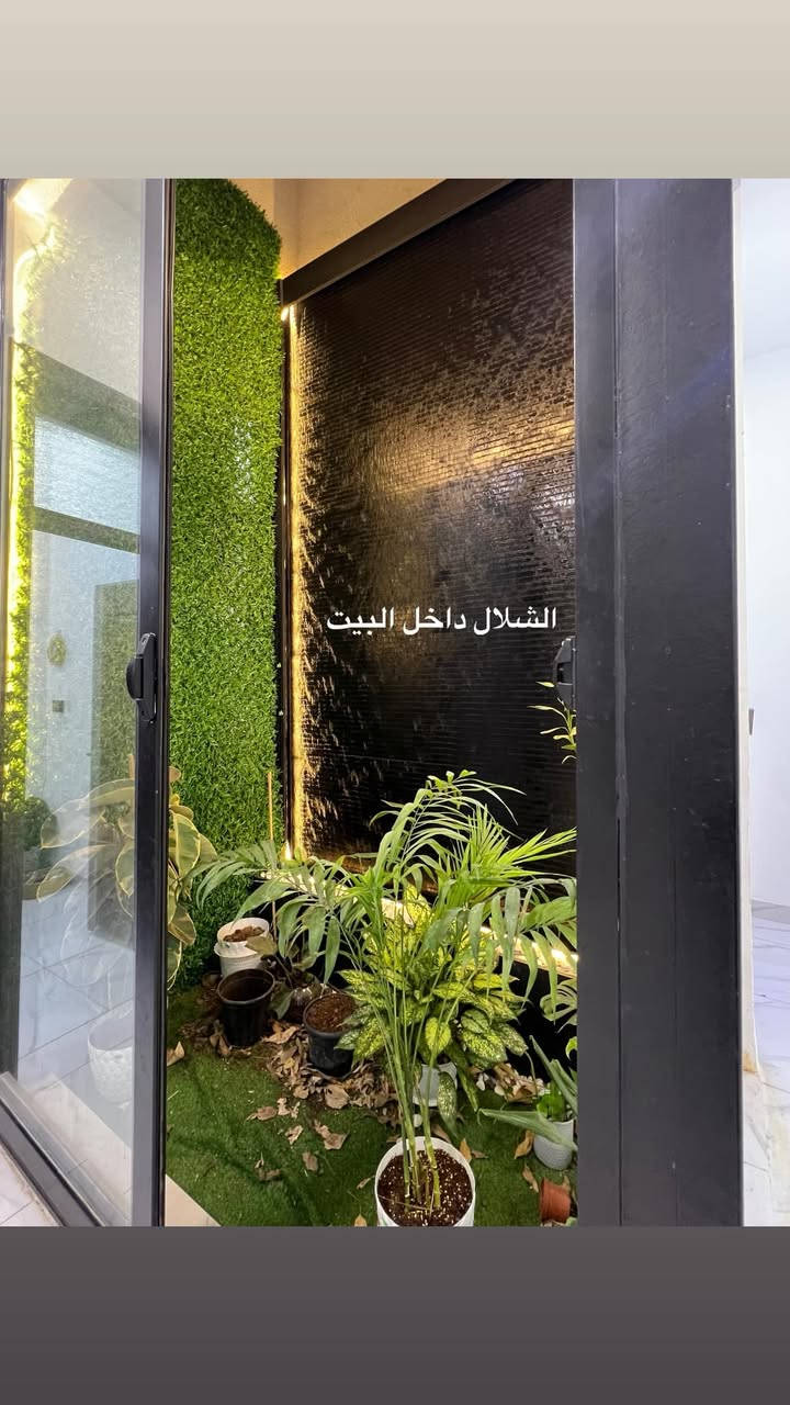 🏠 بيت حديث للبيع في كربلاء - طابقين بمساحة 100 متر ✨
📍 الموقع: كربلاء المقدسة - طريق الحر - حي الزيتون (قرب مدينة ألعاب نوارس كربلاء). المنطقة سكنية، مرتبة جداً، ويمتاز البيت بموقع مميز  من الخدمات.
📐 المواصفات العامة للبيت:
 المساحة الكلية: 100 متر.
 سنة البناء: بناء حديث عام 2025.
 عدد الطوابق: طابقين.
 الشارع: يقع البيت على شارع مبلط وعريض (بعرض 8 متر

⚡ الخدمات المتوفرة:
 [ماء، كهرباء وطنية متوفرة، مجاري، إنترنت] - المنطقة مخدومة بالكامل وقريبة من الأسواق والمدارس.
📜  سند بستنة.
📞 للتواصل والاستفسار والمعاينة:
 آسيا سيل: ***********
 زين عراق: ***********
 أو المراسلة مباشرة عبر الخاص.).
