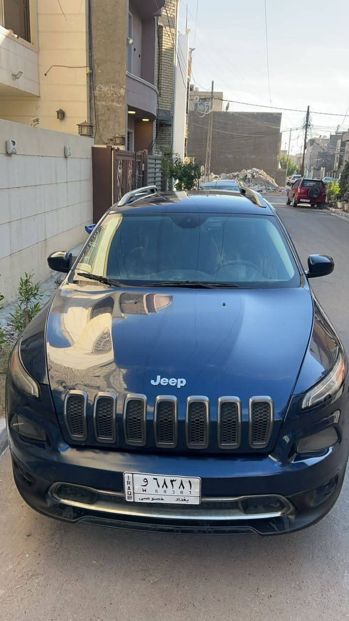 جيب شيروكي بزون موديل 2018 , مواصفات عادية امريكية حادث بسيط جدا بدون ايرباك مطاك
السيارة ماشية 92الف ميل , سعة المحرك 2400 اربعة سلندر ,  رقمها بغداد  
مكان السيارة بغداد حي الجهاد
السعر 10,900$ (109 ورقه)
موبايل : *********** بغداد, العراق
