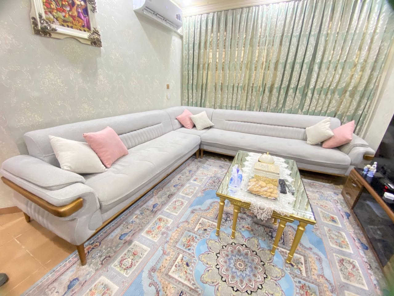 العنوان فرمان بران قرب مدرسة السعاده
للاستفسار ***********
