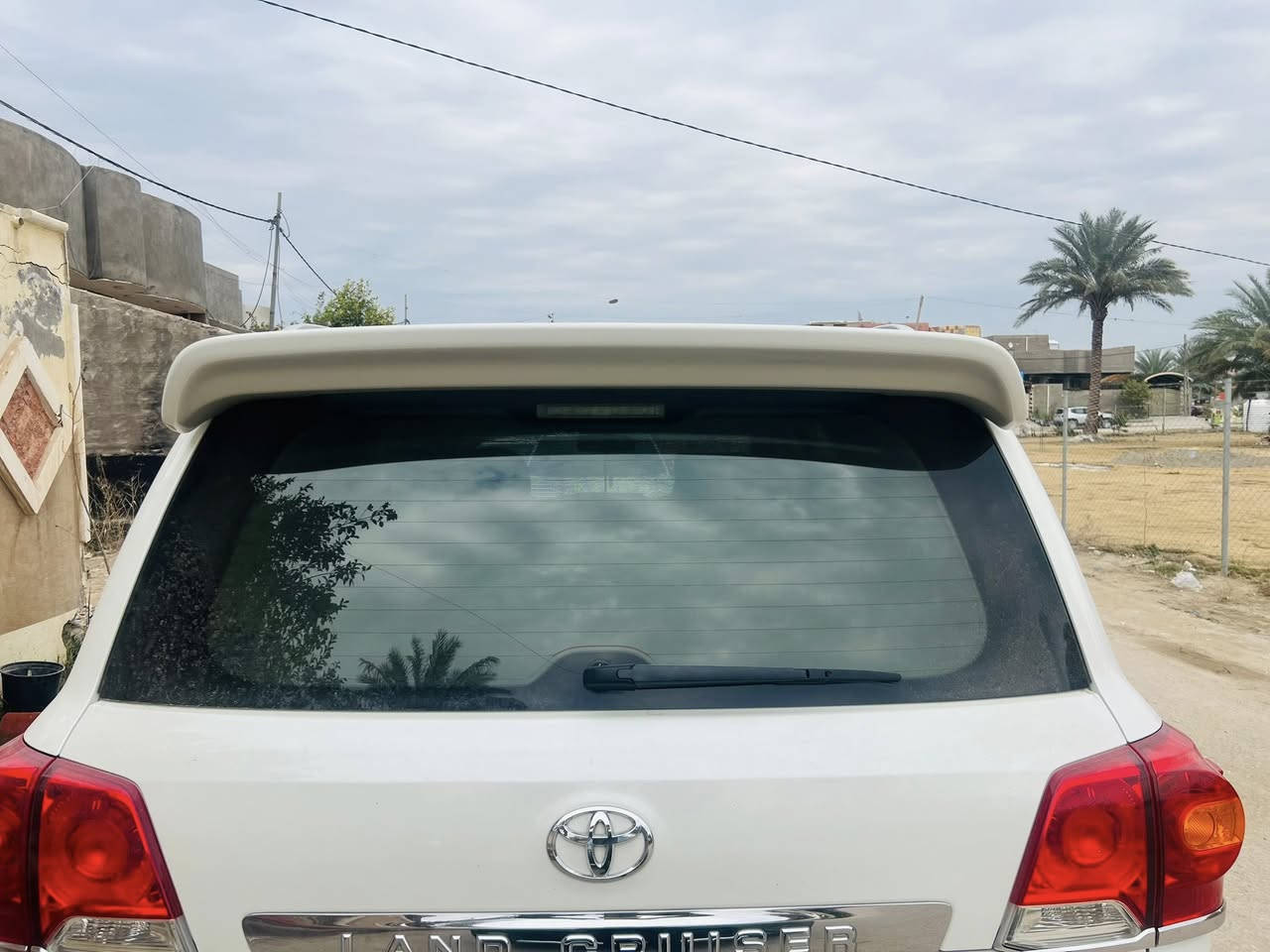 لاندكروز موديل ١٤
مكفولة من الصبغ والتبديل
ماشية ١٥٠ 
رقم بغداد انكليزي
مكان السياره 
بابل . 
رقم
***********
