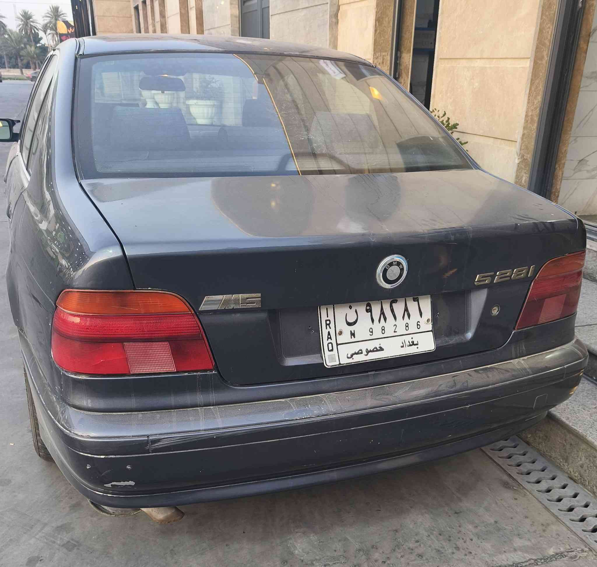 السلام عليكم
BMW E39
موديل ١٩٩٩
حجم ٥٢٨
كير محرك تبريد كهرائيات كلها تمام
شادلها بصمة وتشغيل عن بعد
دواخل نظيفة
تحتاج صدر وصبغ بس
سعرها ٧٠ ورقة رقم بغداد ومكانها بغداد


**إذا كنت صاحب هذا الإعلان وتريد حذفه لأي سبب، رجاءا أرسل رسالة إلى الدعم الفني**