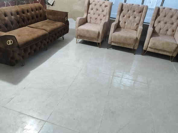 تخم ١٠ مقاعد قنفتين ثلاثيات و ٤كراسي مفرده نضافه 90% 

السعر 400 
الزعفرانيه ***********
