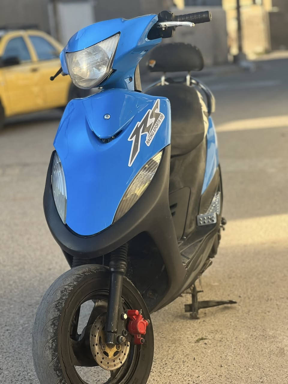 سلام عليكوم    لبيع ماكس عدلة.  مكفولة مكينة وكفر.       كهربايات كلهة شغالة  سلف هندر  لايت عالي ناصي دبل شارة كلهة شغالة مكينة ناعمة ما تنسمع. سلف كابريتر بلادي مكان بغداد كمالية السعر 550 الستفسار ***********
