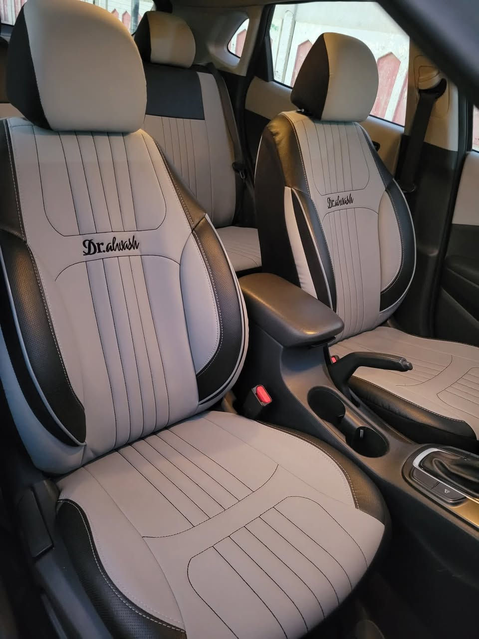 كونا للبيع /2020
مكلف بالنشر //////
مكينة 2000 دوش المرغوبة 

جدآ نظيفه استخدام شخصي فقط 

رقم اربيل الجديد بأسمي 

حادثة جاملغ امامي ايسر تبديل نفس اللوان فقط

بدون ايرباك . بدون ايرباك ✅

فقط اجزاءالبلاستك الاماميه متكسره /وبحافه البنيد ضرر بسيط ع كده تم تصليحه ،،

مواصفات السيارة : رادار توقف ذاتي 

شاشة وكامرة

لد امامي 

تحديد مسار 

وباقي المواصفات المعروفة 

وصور الحادث والسونر مرفوق بالصور

$السعر : 135وبي مجال حق العمله 

للاستفسار ؛ ***********/ 

مكانه .. بغداد الكرخ العامريه
