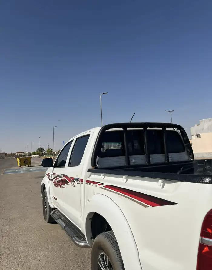 السلام عليكم 
ادوات كلك مكفول من الكص سرقه 

السعر ((65  ورقه )) رقم اربيل جديد توام

هايلكس    / 2015   رقم ارييل توام

مكفول من سرقه صبغ كص انتربول  عشاير دخول جديد  

تفاصيل وتساب موجود فقط

***********
