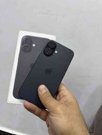 16 عادي دبل سيم كارت الذاكرة 128 البطارية 91 الجهاز بحالة الوكالة  بغد...