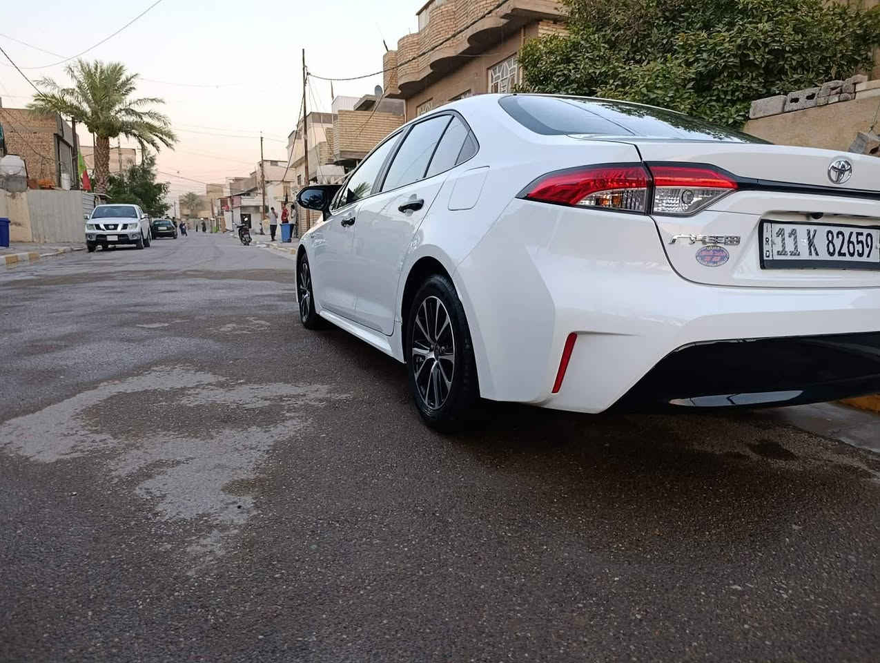 كورلا هايبرد وارد صيني شكل الامريكي موديل ٢٠٢٥ ماشية ٢٨ الف و قابل للزيادة سيارة فول عده جلد و الكشنات الكهرباء مكفولة كفالة عامة من صبغ و البارد و تبديل بيه بس طخه باب عكس السايق طخه خفيفة و طخه بالداير مال جاملغ الخلفي موضحات بالصور و الباقي مكفول السيارة نضيفه على وضع الشركة رقم بغداد دولي مكان السيارة بغداد الغزالية السعر ١٤٨ و بيه مجال حك الجية الشراي يتصل ***********
