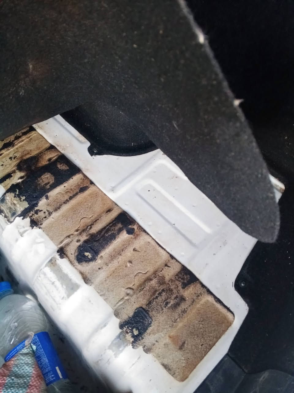 للبيع اكسنت 2011 خليجي
رقم بغداد محرك 1600
مكينه كير تبريد مكفولات 
بيهه صبغ قطعتين أو ربع من البنيد
سنويه جديده 
مكاني بغداد
السعر اب 90 
***********
