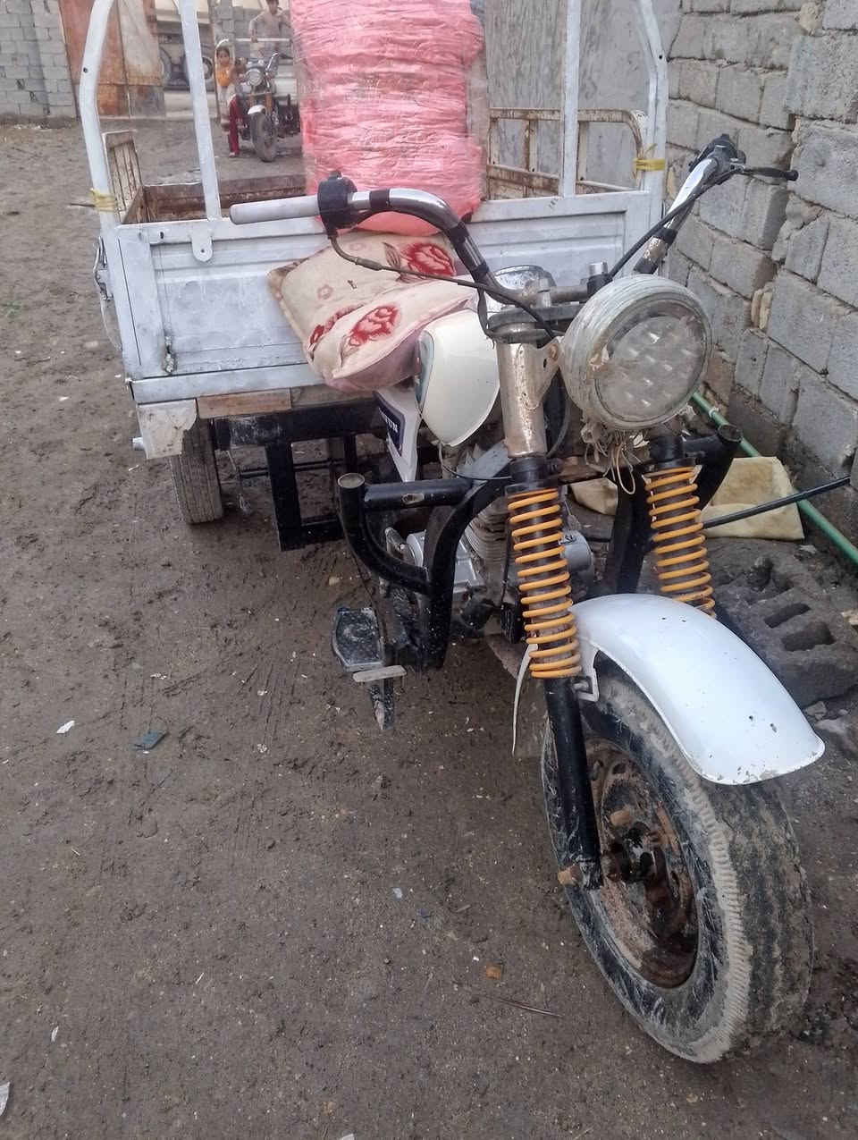 سلام عليكم شباب عندي ستوته مديل 15 البيع شاصي مكفول ومكينه نضيفه  لا تنقيص ولا تبخير وراق نضاف صولي العنوان ذي قار تضحيه السعر مليون وميه وخمسين وإذ رقمي*********** وهاذ بي واتساب ثنين وربعين ***********
