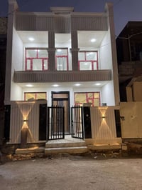 دار للبيع 100 متر واجهة 6 وربع نزال 16 بيت طابق ونصّ  يحتوي على ثلاثه ...