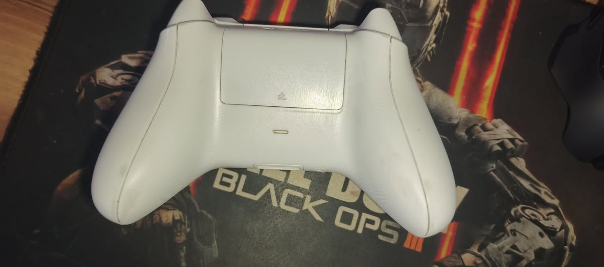 جويستك بلوتوث اكس بوكس سيريس اس 

اب 35


**إذا كنت صاحب هذا الإعلان وتريد حذفه لأي سبب، رجاءا أرسل رسالة إلى الدعم الفني**