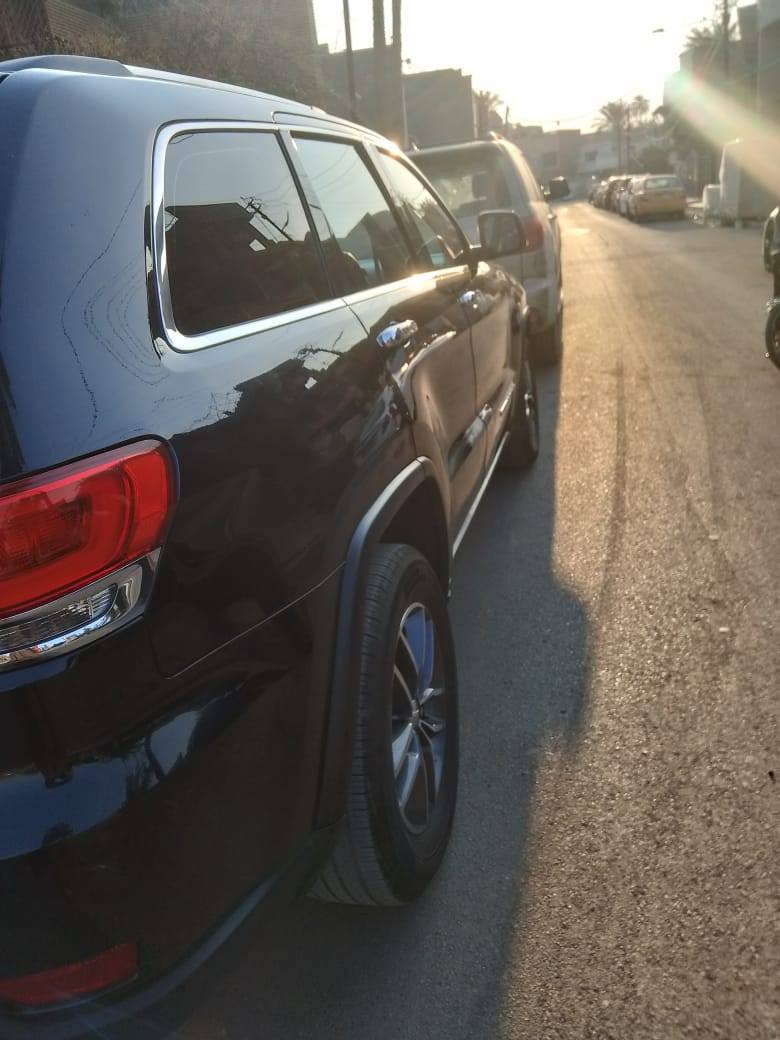 سلام عليكم جيب موديل 2018 كير مكينه ما مفتوح حادث امريكا نص باب وجاملغ سكن بل عراق جاملغ سايق بدون دواخل بدون ارباك بصمه كشن جلد مكان سياره بغداد سعر 225 ورقه *********** 
سياره بسمي مجدد سنويه 2031 وهزه جديده
