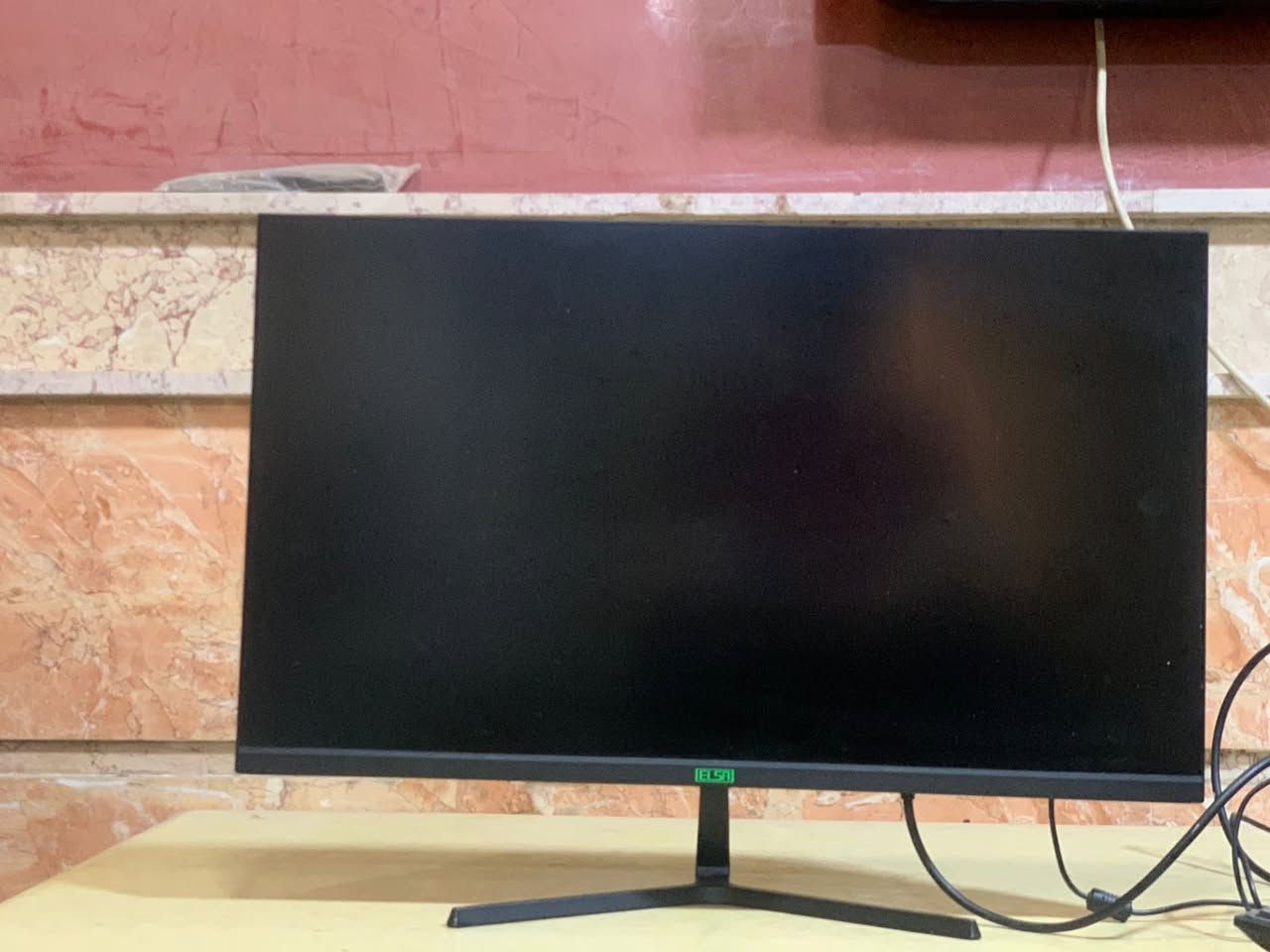 السلام عليكم 

رام + ملحقات pc للبيع

------- 

Ram Corsair Vengeance 32g 16*2 3600mhz

السعر 250 الف

--------

ubs 3000va اوفلاين

بطاريات وسط

السعر 75 الف 

-------

شاشه كيمنك elsa 

185hz 

fhd 

ips 

0.5 ms 

27 inch 

السعر 150 الف

------

مكاني بغداد - الدولعي 

غير متوفر توصيل


**إذا كنت صاحب هذا الإعلان وتريد حذفه لأي سبب، رجاءا أرسل رسالة إلى الدعم الفني**