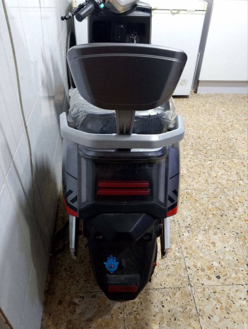 سلام عليكم شباب هاي الدراجه للبيع دراجه دراجه بيه عطل بل البطاريه السعر خاص راسلني


**إذا كنت صاحب هذا الإعلان وتريد حذفه لأي سبب، رجاءا أرسل رسالة إلى الدعم الفني**