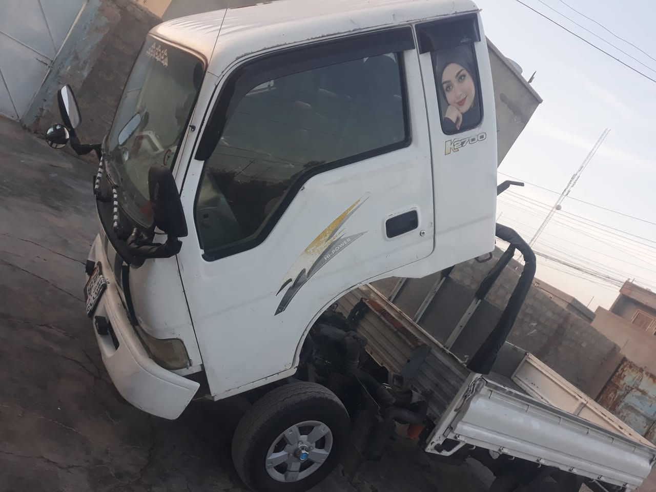 السلام عليكم كيا فونتيره امسجل صلاح الدين رقم انكليزي سنوه ٢٩ السيارة بسمي اتريد وكالة اتريد تحويل سنوه مشروع وطني كير محرك اكسن شرط سدر جديد مشيط استيرن جديد طخم تواير جديد كهرباء كله شقاله السيارة محرك بزون ما مفتوح مكان السيارة الشرقاط قريه شكرآ البيع نقد مراوس ماراوس السعر ٥٦ وبيه مجال رقم الهاتف ***********
