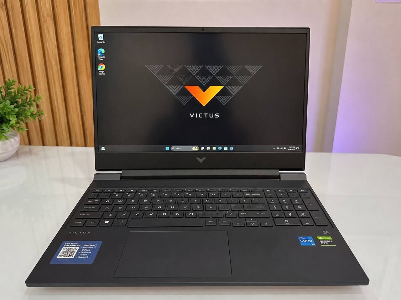 للبيع: HP Victus 15-fa1093dx Gaming Laptop
السعر المطلوب: 1,000,000 دينار عراقي
“لابتوب ألعاب وبث بحالة ممتازة، مناسب للألعاب الحديثة، المونتاج، والبث المباشر. أداء قوي مع شاشة 144Hz سلسة وكرت RTX 3050 بذاكرة 6GB. السعر مليون دينار عراقي 
المواصفات:
المعالج: Intel Core i5-13420H
كرت الشاشة: NVIDIA GeForce RTX 3050 6GB
الذاكرة: 16GB DDR4
التخزين: SSD NVMe سعة 512GB
الشاشة: 15.6 بوصة FHD IPS بتردد 144Hz وسطوع 250 nits
النظام: Windows 11
بطارية 70Wh وصوت B&O مميز.
راسلني خاص


**إذا كنت صاحب هذا الإعلان وتريد حذفه لأي سبب، رجاءا أرسل رسالة إلى الدعم الفني**