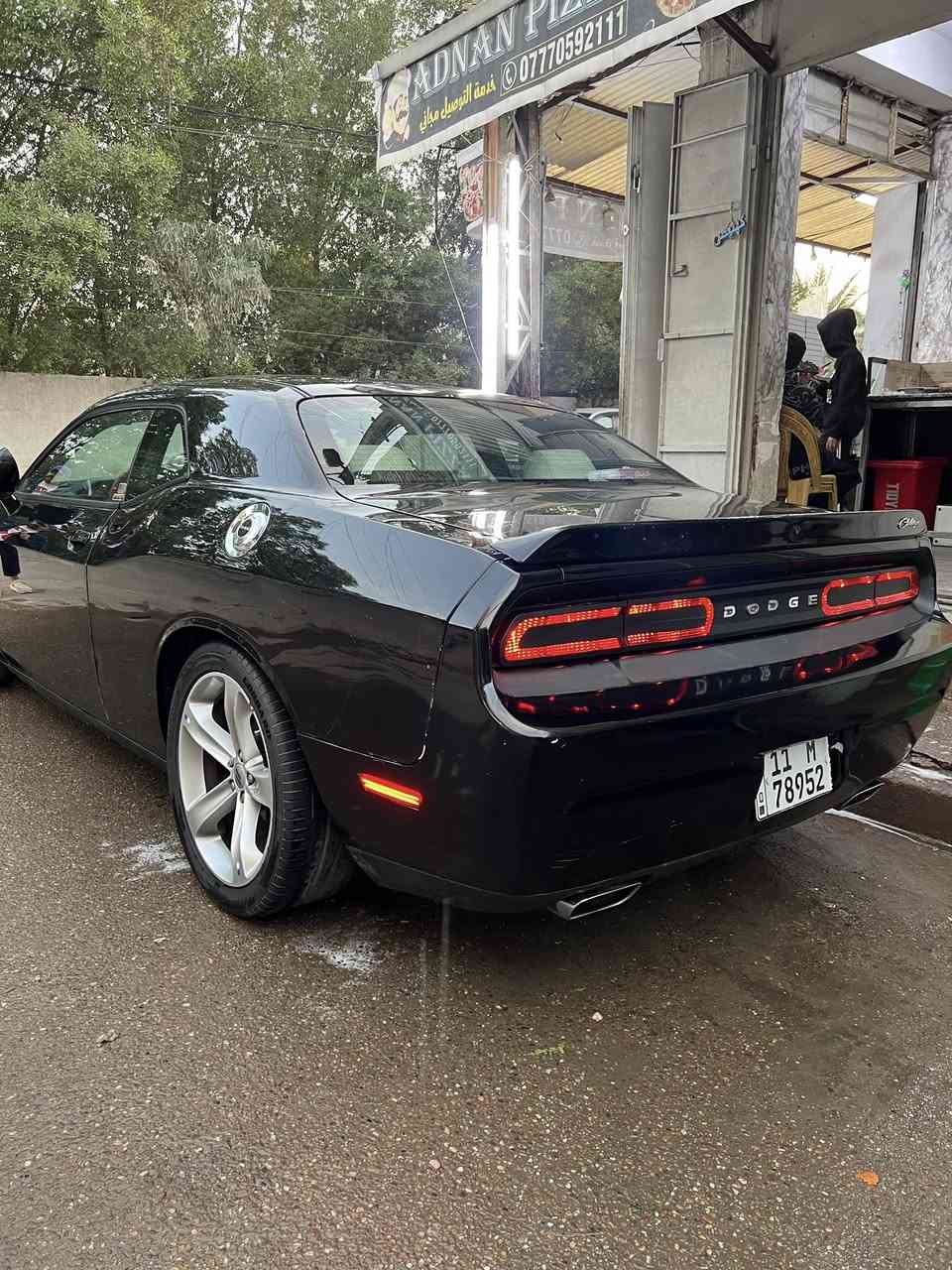 سلام عليكم شلون الشباب
للبيع  او مراوس حسب القناعة دوج جالنجر 
مديل 2014 
لون اسود ملكي 🤴 
موصفات : معروفه مال v6 ميحتاج اذكرهة 
السياره مشالله كلش نضيفه مناقصهة شي
تبريد رادله شحن فقط  
كير مكينه جديد وخير من الله 
لايت زنون 
تحديث البكلايت شكل جدبد 
عليهة ويل اصلي مال srt
شاشه تاب 
سيتم صوت 
غرفتهة نضيفه 
حادثهة بجم واعندي صور الحادث 
وهنا بل عراق صار بيهة 4  قصع وعندي سونارهة 
محدث البنيد ول دعاميه مال rt
الصدر 70 بل ١٠٠ 
مشروع وطني هزه جديده باسمي 
السعر114 وبيهة  مجال للشراي انشالله واسف ع اطاله 
*********** 
***********
