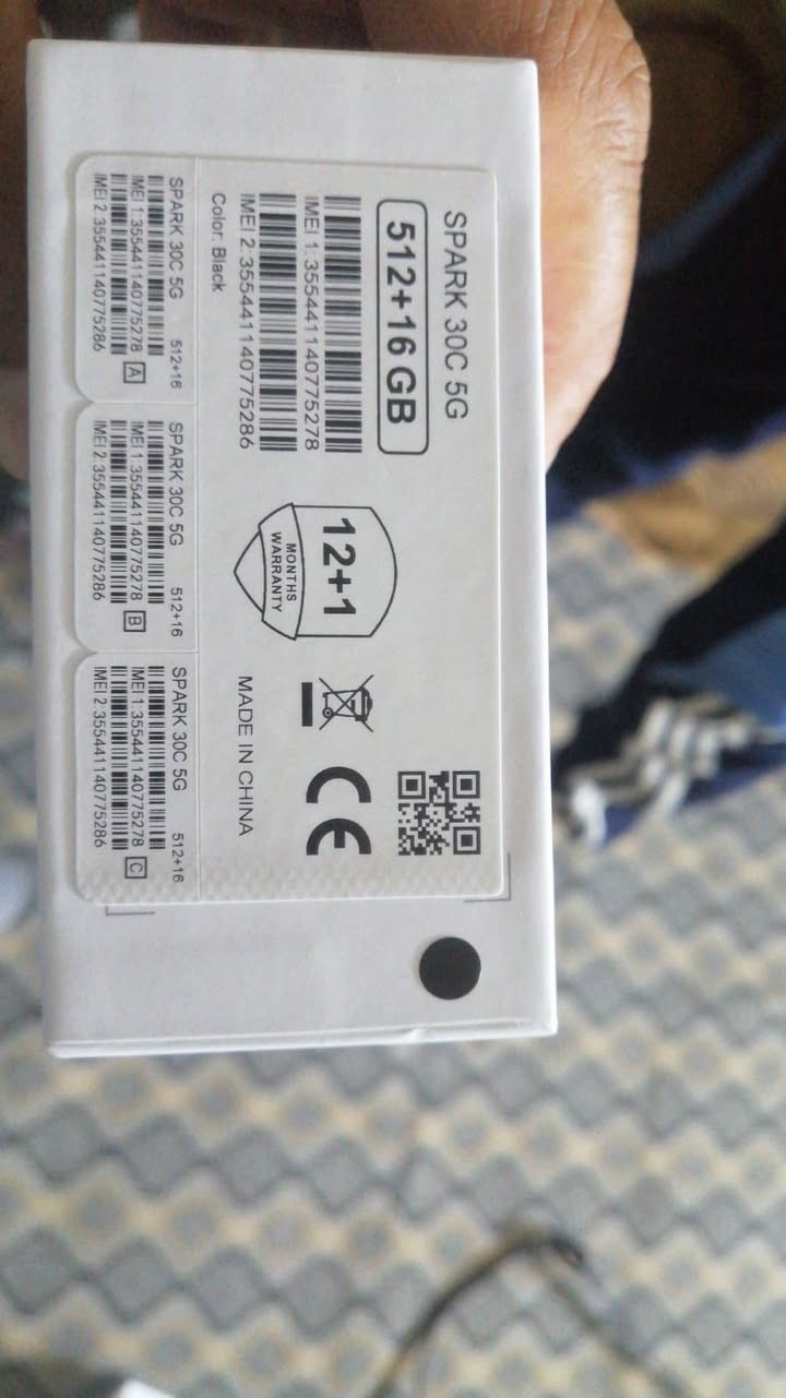 سلام عليكم عندي اجهز للبيع واحد كامون ذاكره 512 وثاني تيكون سبارك 30 هم 512 واحد ماعرف اسمه ذاكره مالته 256 التصال ***********سعر واحد على 125قفل
