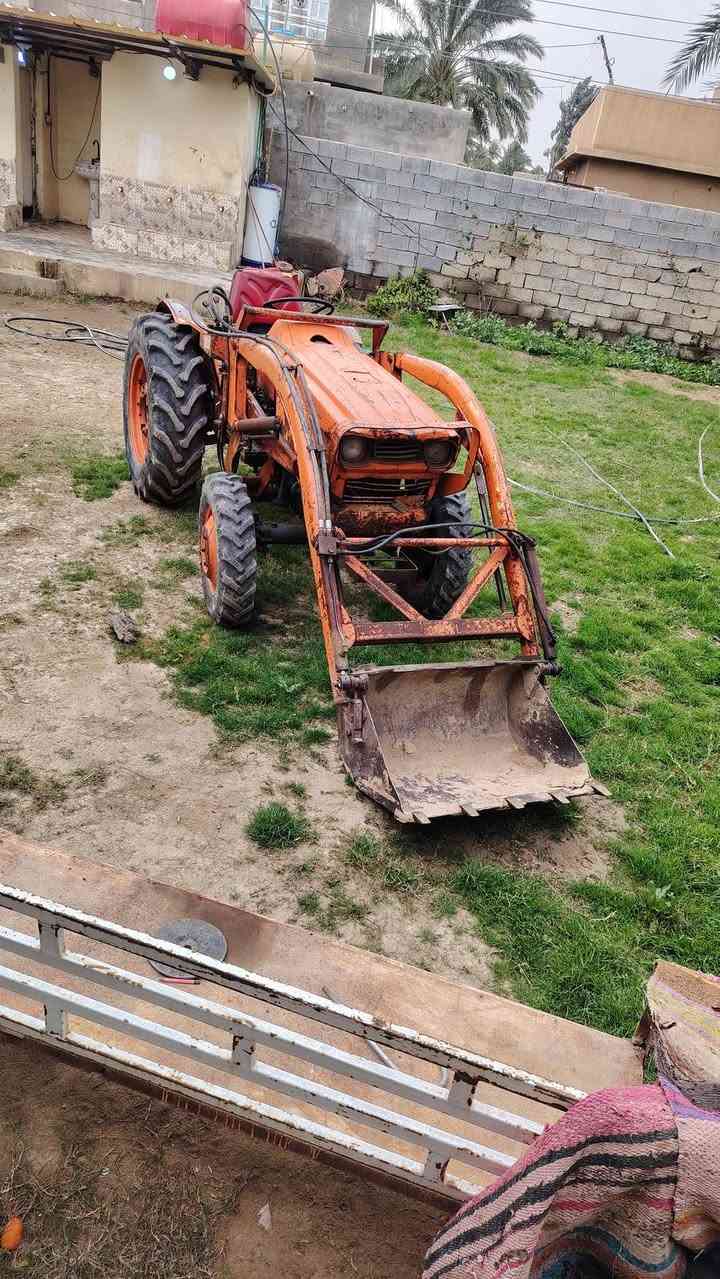 سلام عليكم ورحمة الله وبركاته يوجد للبيع مكينه كابوته مديل ٨٦ مع رفاسه والكيله مكينه كله على وضع الشركه نكر سلف محرك الانقيص والا بخار كير إكسل هودروليك كله على وضع الشركه مامفتوح *********** المكان ديالى
