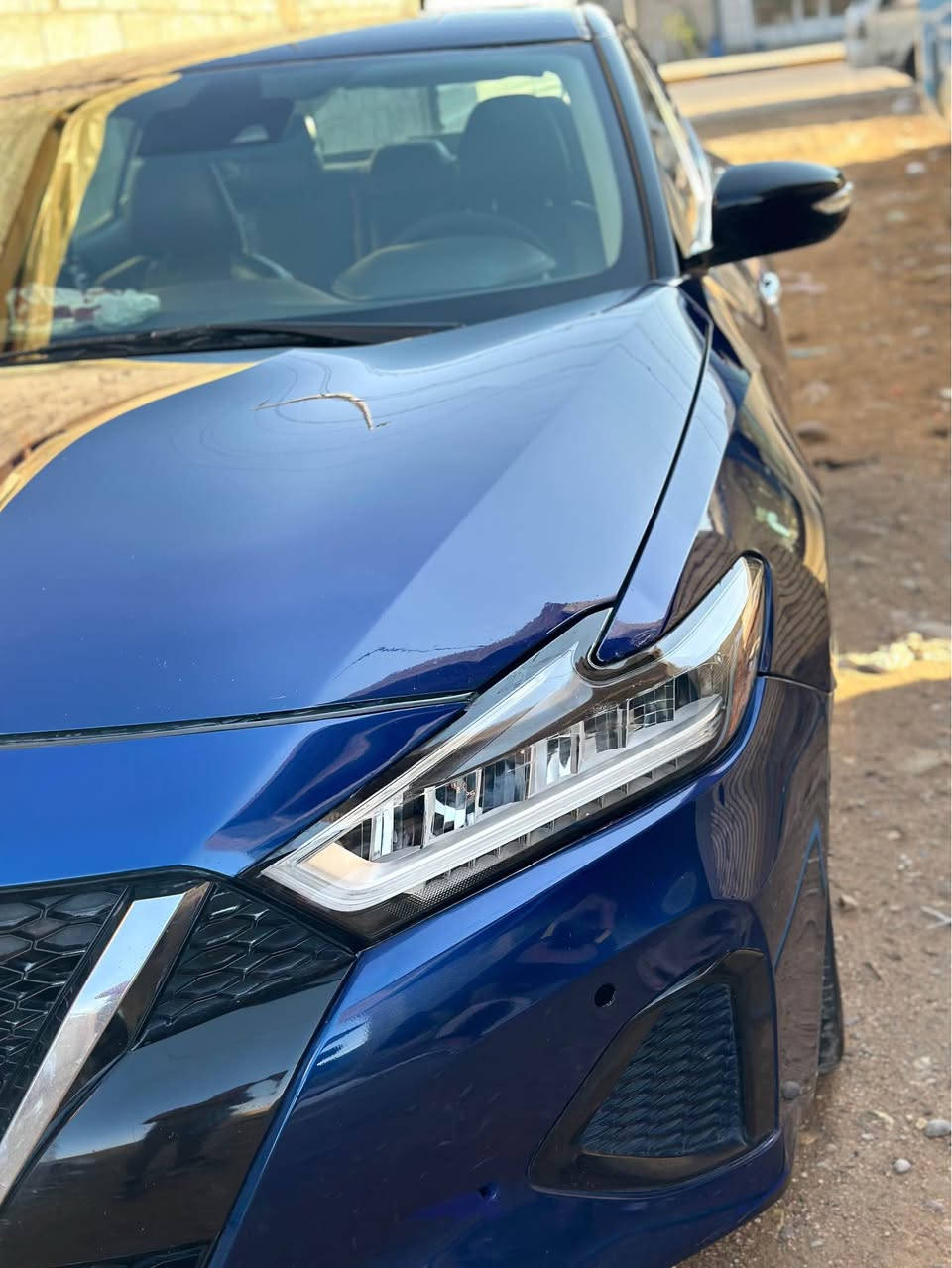 عررض مغري وسعر. مناسب 
نيسان مكسيما موديل 2020 
محرك.       6V 
رقم بغداد 
فول مواصفات 
كير ومحرك وتبريد وضع شركه 
سيرفز وكاله 
السياره خير من الله 
ماشيه 138 الف كيلو بالنسبه الموديلها مماشيه هواي 
حادث خلفي بدون ايرباك بدون دواخل 
مواصل للحوض صور الحادث موجوده 
سياره خير من الله الياخذها بالعافيه عليه 
للأستفسار تواصل على رقم الهاتف 
*********** بغداد, العراق
