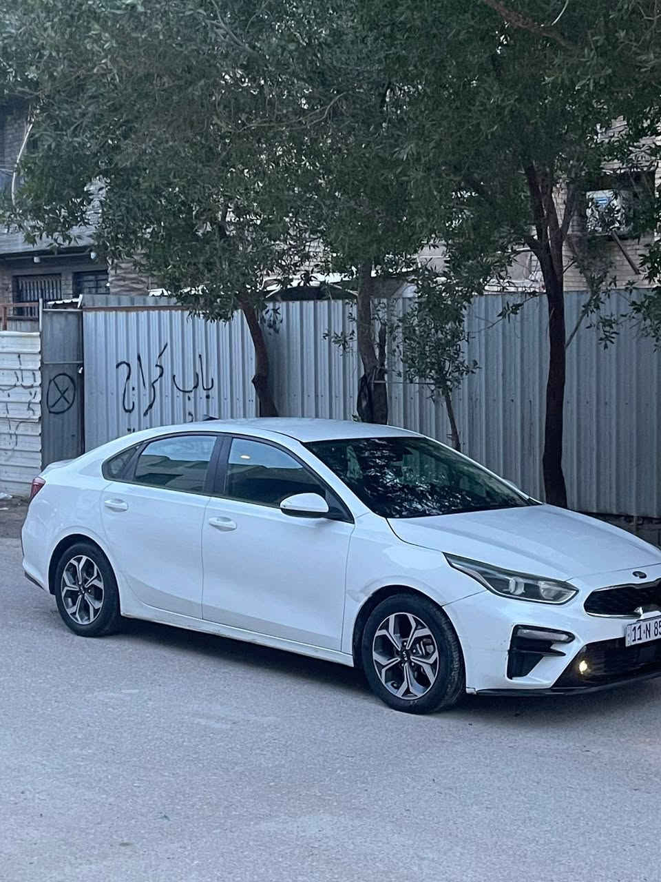 كيه فورتي 2019 بغداد انكليزي بسمي
السعر 130 وبيهه مجال 
ماشيه 90
كير ايتي
تبريد ثلج
تخم تاير جديد
صدر جديد 
حادثهه بنيد وصندوق بدون دواخل 
سونر موجود ب منشور
السكن البلديات 
للاستفسار *********** سيد موسى
