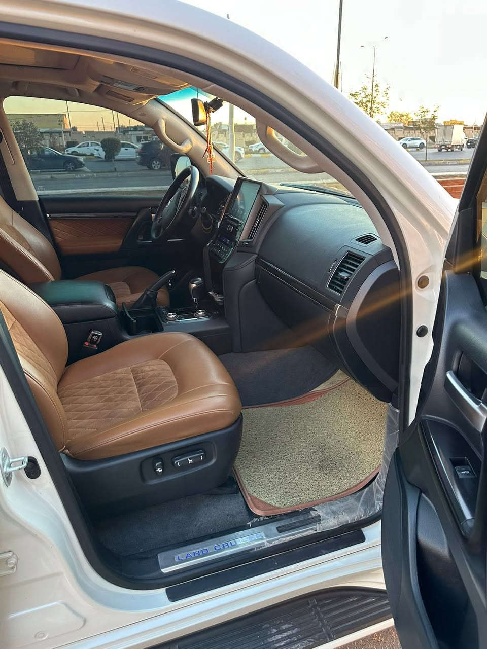 للبيع لاندكروز موديل 2021 كراند تورنك
8 سلندر 4600 GXR 
عداد المسافه 119.000 كم 
كفاله عامه كير محرك صبغ
رقم اربيل 
***********
السعر 570
