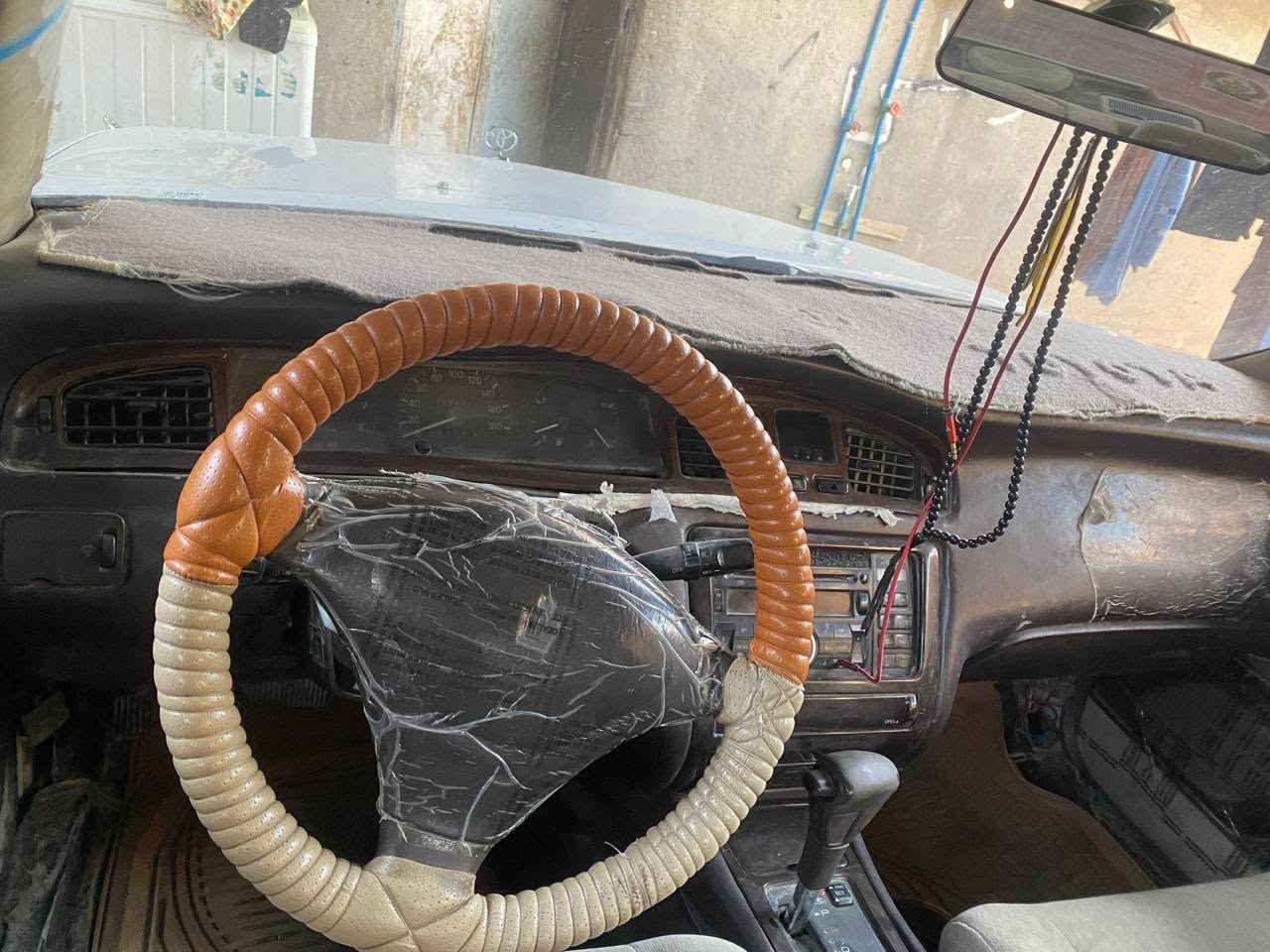 للبيع بطه متصل رقم بصره نكليزي موديل 2000 سياره كفاله عامه سعر 55 وبيهه مجال مكان بصره هارثه الرقم ***********
