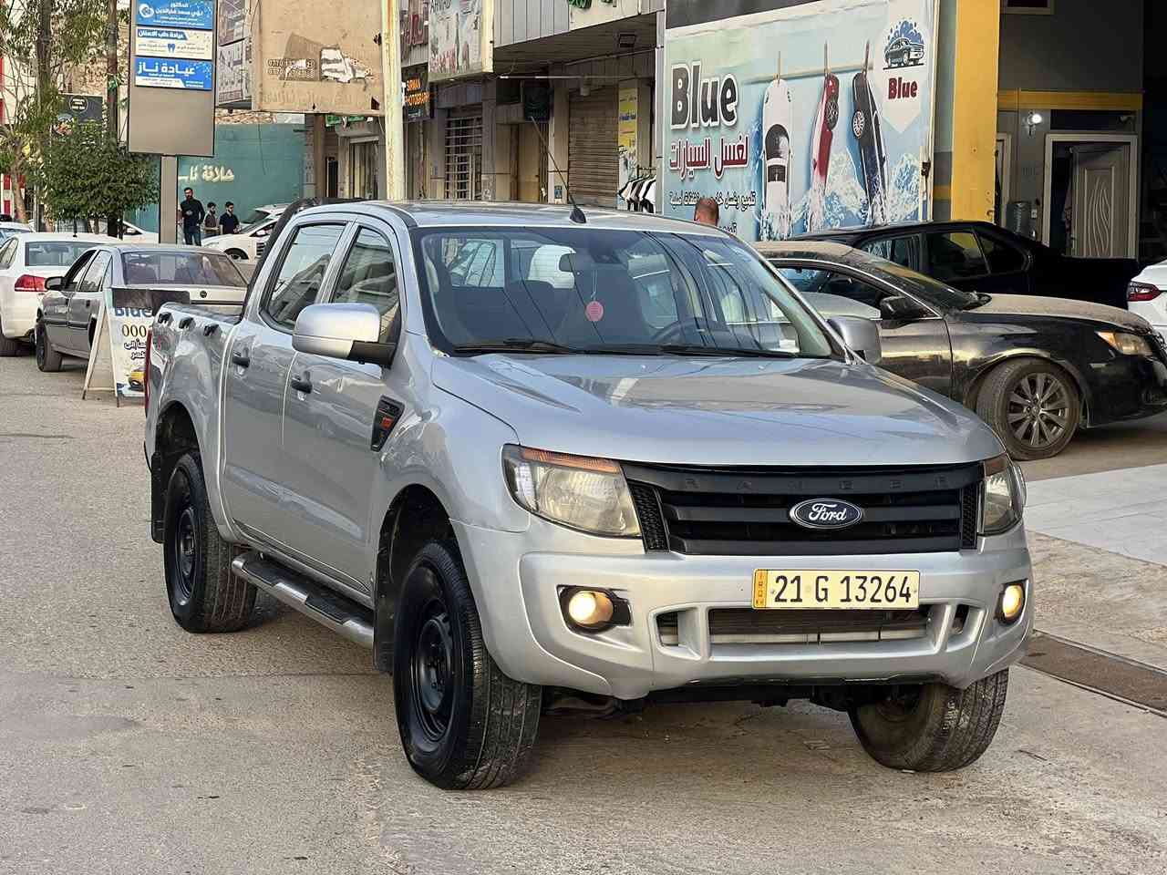 فورد رينجر موديل 2013 زور پاكه بي مه سروفه. كيرو مه كينه ي vv-t به طه يه گير ئؤتوماتيكه  ره قه مه و سه نه وي تازه يه  به س بونيت  له سه ر كالبونه وه سبوغه له گه ل ده رگاي پشته وه 
سعر 108 
***********
***********
فورد رينجر موديل2013 حيل نضيف بدون مصرف كير محركvv-t كير أوتؤ رقم سنويه جديد  بس بونيت صبغ علي مود جلع ويا باب ورا  
سعر108 
***********
***********
