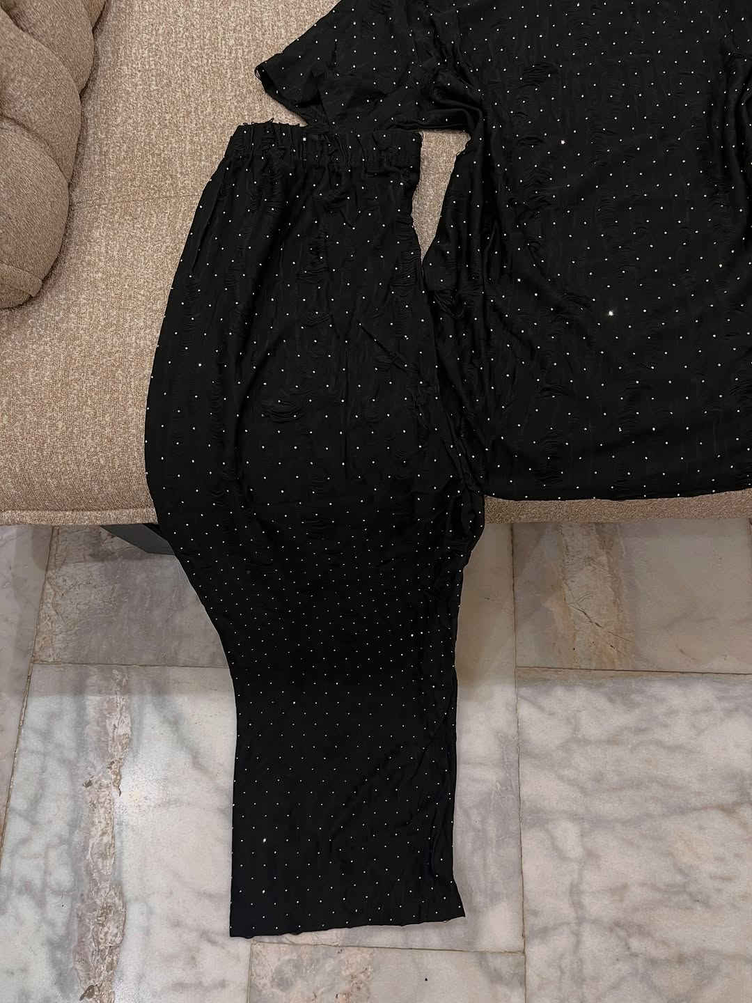 تراك فانيلة قطن ستراس 🖤
فري سايز يلبس من وزن 30 لحد 70
سعر 12 الف 🔥

#ملابس #محرم #اكسبلور


**إذا كنت صاحب هذا الإعلان وتريد حذفه لأي سبب، رجاءا أرسل رسالة إلى الدعم الفني**