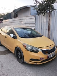 للبيع فورتي موديل 2015 محرك 1800 دوش السياره بيها سطره بالمحرك   السعر...