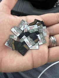 ٣٠ قطعة • ٦٤ جيجابايت • مقفولة