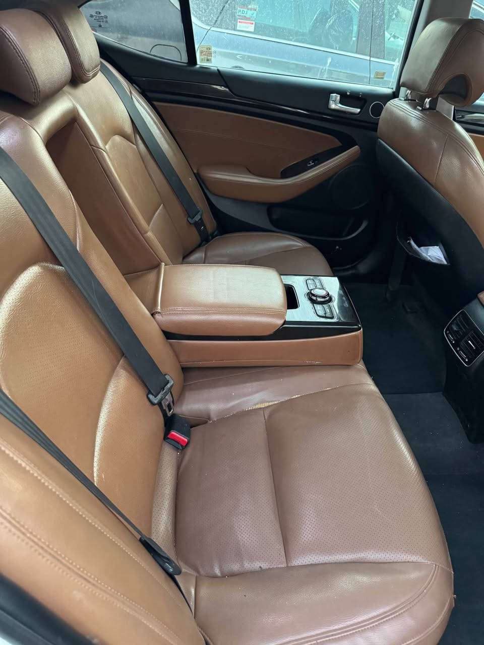 كيا كانديزا 2014 مواسفات فول فول بريك به سمه كوشين ساردو گه ردم كوشين كاره بايي و خه زن ده سه ماعه ئاوينه شه فت به سمه ناو مه له كي په رده بيلادي ته قه و ره قه ي به شه رت وه كو سبوغ سبوغي نيه به س جوار پينج شوين تعديلي هه يه به سته كه ره قمو سه نه وي هه موي نويه هه تا 2029 گيرو مه كينه به شه رت مه كينه ي به س قه پاغي كرايته وه بؤ ديجيته ل جوار تايه و ويلي نوي تازه م بؤ به ستاوه بؤ سحر 136 مه جاله كي برايانه ي تيدايه شوين هه ولير كوراني عه نكاوه  ڤايبه رو واتس اب *********** أربيل, العراق
