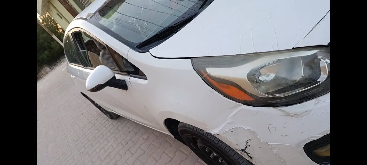 إقرأ المنشور كاملاً رجائن
اللهم صل على محمد وال محمد وعجل فرجهم 

كيا ريو مضلع خليجي موديل 13 
نضام أيكو اقتصادي 
مكينه وكير جدد اني مبدلهن 1600 قطرتين المرغوب
حداديه جديد قبل فترة مبدلهن
رقم نجف سويه صاقطه قبل 4 شهور 
تايرات جدد وادامه كامله مسويلها

صبغ عام متجايه وصبغتها تعبانه
شواصي ومكينه وكير مكفولات 
صاحبه شرعي يريد مداور
 سعر 65 بيها مجال حگ الجيه
مكان نجف للتواصل واتس اب
***********
