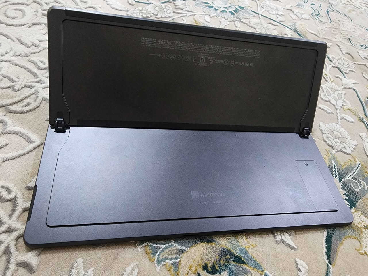 Microsoft Surface pro 11 (الجهاز فقط)
Snapdragon x plus 10 cores 
16 gb ram ddr6
512 disk
13" touch screen 3k 120 Hz 

جهاز اكثر من رائع مع أداء متميز و شحن يدوم كامل النهار، مستعمل قليل جدا....

لابتۆبێکی ناوازە، کەم بەکارهاتووە... بغداد, العراق


**إذا كنت صاحب هذا الإعلان وتريد حذفه لأي سبب، رجاءا أرسل رسالة إلى الدعم الفني**
