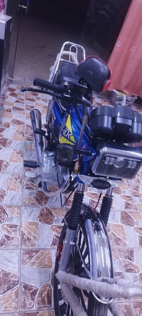 دراجه للبيع موديل ٢٥بغداد راشديه الموبايل ٠٧٧١٣٨٨٨٧٦٨السعر٨٠٠وبيهه مجا...