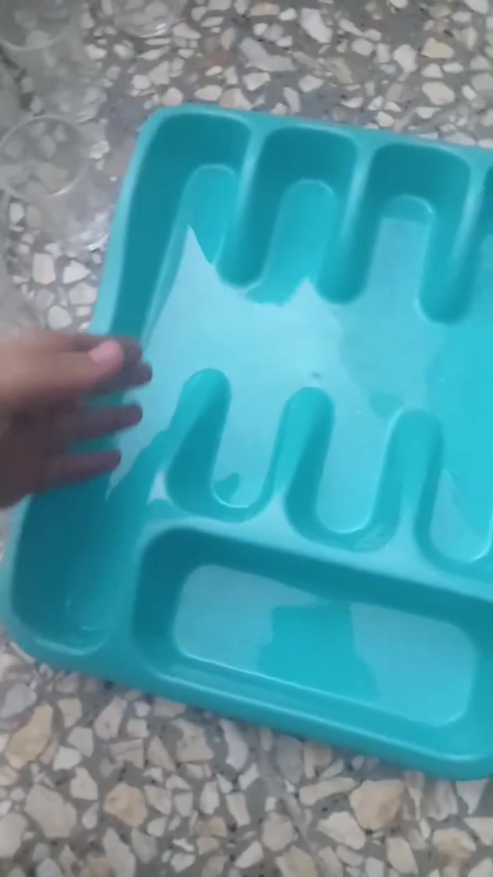 للبيع أغراض منزلية ومستلزمات مواكب *********** بغداد
