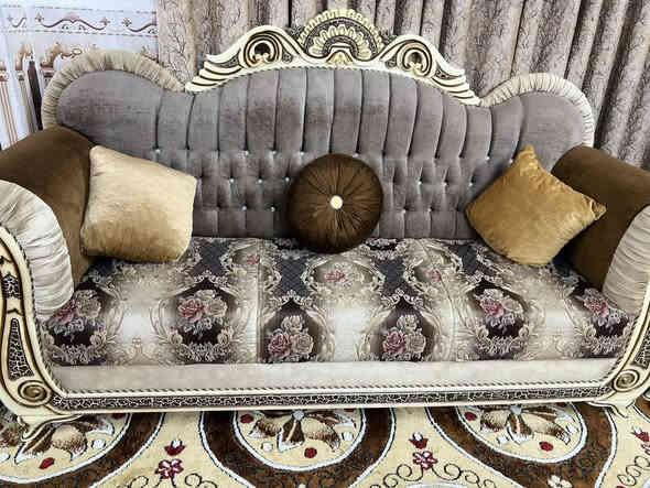 تخم مستعمل جديد ونظيف كلش 950وبي مجال الي يريدة وميز طعام جديد كلش مامستعمل هواية 6كراسي ويتكبر ويصغر 350وبي يمجال الي رايدهم للاستفسار ***********
