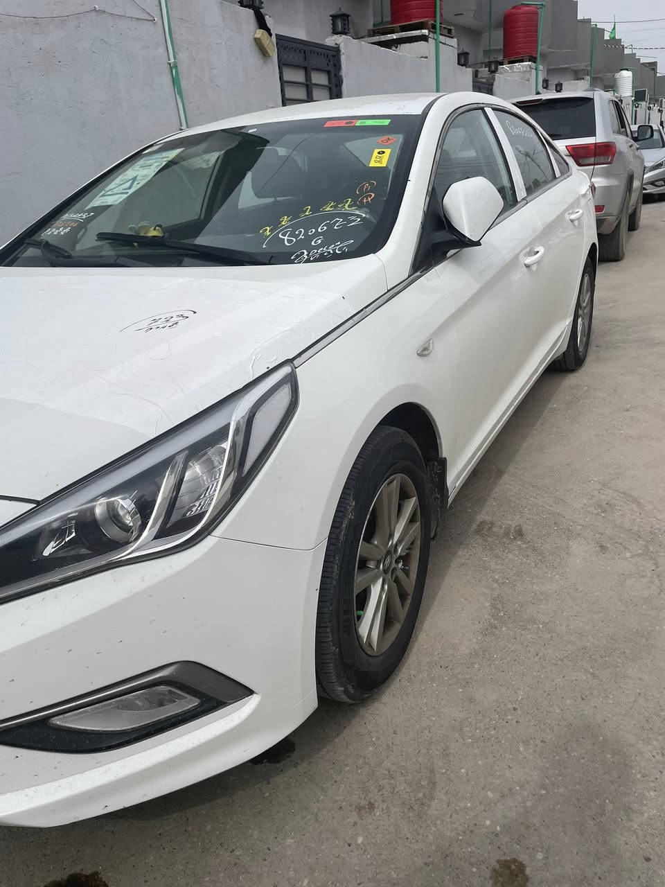 السلام عليكم ورحمة الله وبركاتة  وين اليدور كارتون  وزيرو خل يجي
سوناتا طك فلين موديل 2018 اصل غااز خط واحد ادوات متوئمة  ع الشاصي طبق الاصل  مكينه دوش 2000  كارتون السياره فول نضافه اذا بيها نقص برغي ينزل من سعرها بعدها بدهن كوريا 
✺كصة جنطة شغل درجة اولى  باجات اقوه شغل بلسوك 
✺دخول جديد 
✺متومة اربيل انكليزي  شرط الحاسبة 
✺سنوية ام الفسفوره شرط اصليه    
✺مواصفات  
✺تحكم مري كهربائي +مري شفط
✺غاز غاز اصل انسه الصرف شعله فول 
✺تبريد ثلج  
✺مانع انزلاق 
✺السيارة جاهزة وبدون اي نقص كاملة على 24 حباية  تستلم بدون اي نقص اذا بيها نقص تنزل من سعرها 
✺سيارة احلى من الصور وشغلها مضبوط 
✺كير مكينة تبريد تدفئة حدادية دواخل كهربائيات كلشي جاهز
✺مكان السيارة البصرة 
✺السعر58 ومحال قليل  حك الجيه فقط 
 للاستفسار الاتصال على الرقم
‏ ***********
