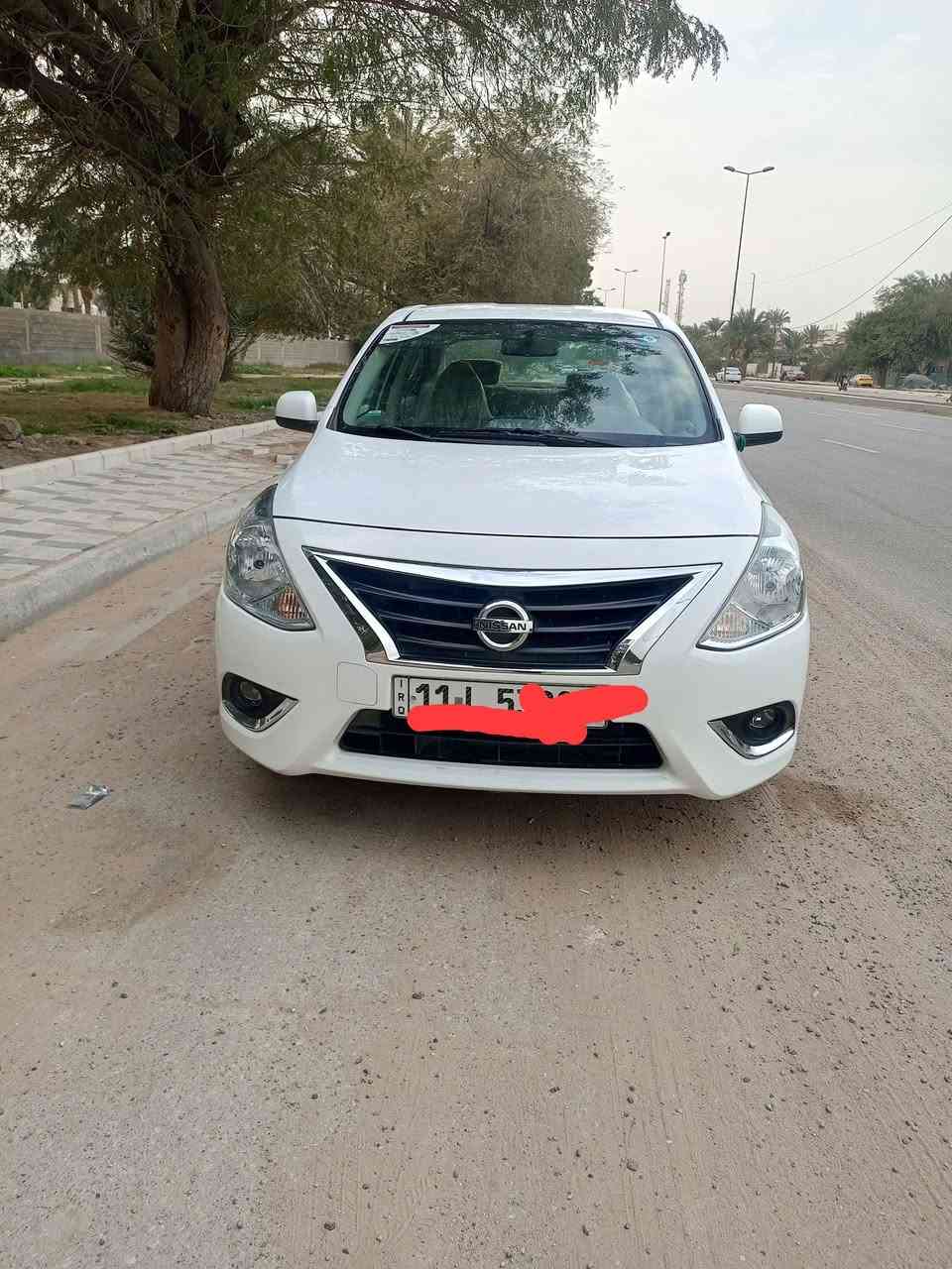 سني هندي لبيع شركه السور مديل 24 مكفوله بيه بس رصعه بلبنيد رقم بغداد بسمي مكاني بغداد ماشيه 72مكلف بنشر ***********
