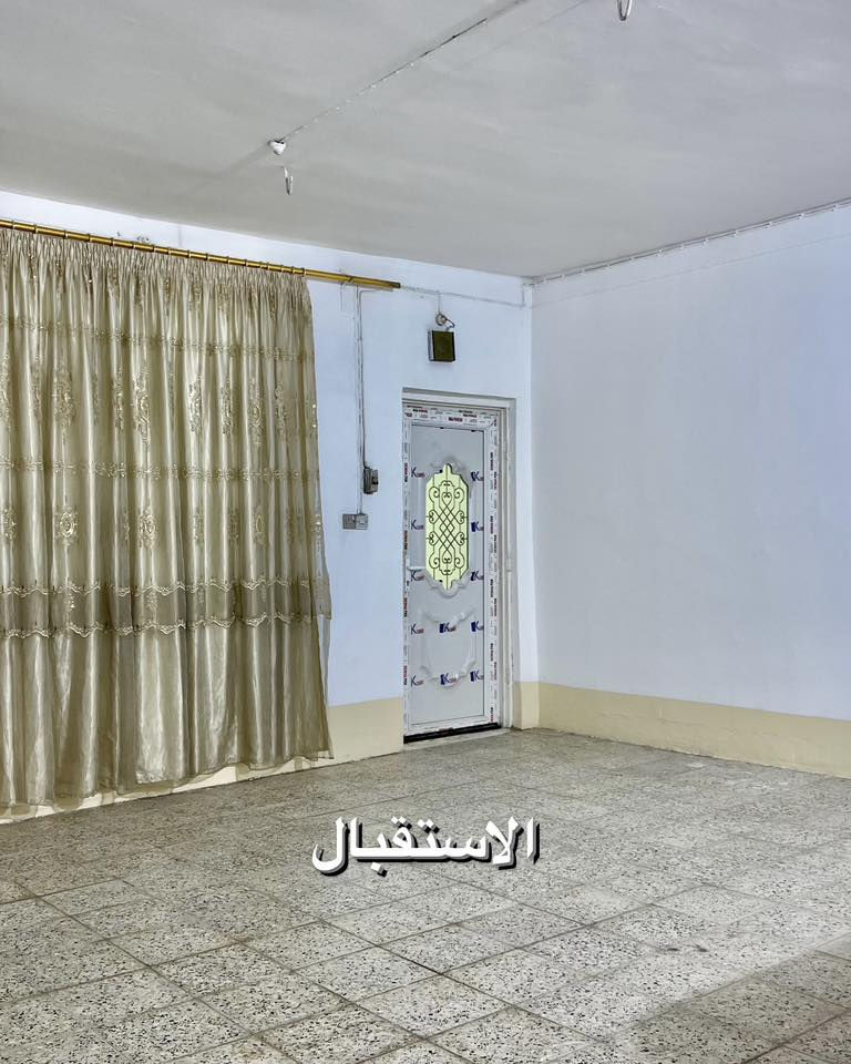 شقة للإيجار في النجف الأشرف / حي الأمير
مساحة الشقة تقريباً 220 متر، واسعة ومناسبة للعوائل
للاستفسار الاتصال على الرقم ‭0780 095 3565‬
