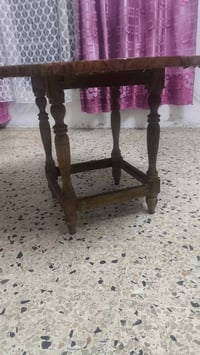 ميز • طاولة • الموصل الجانب الأيمن