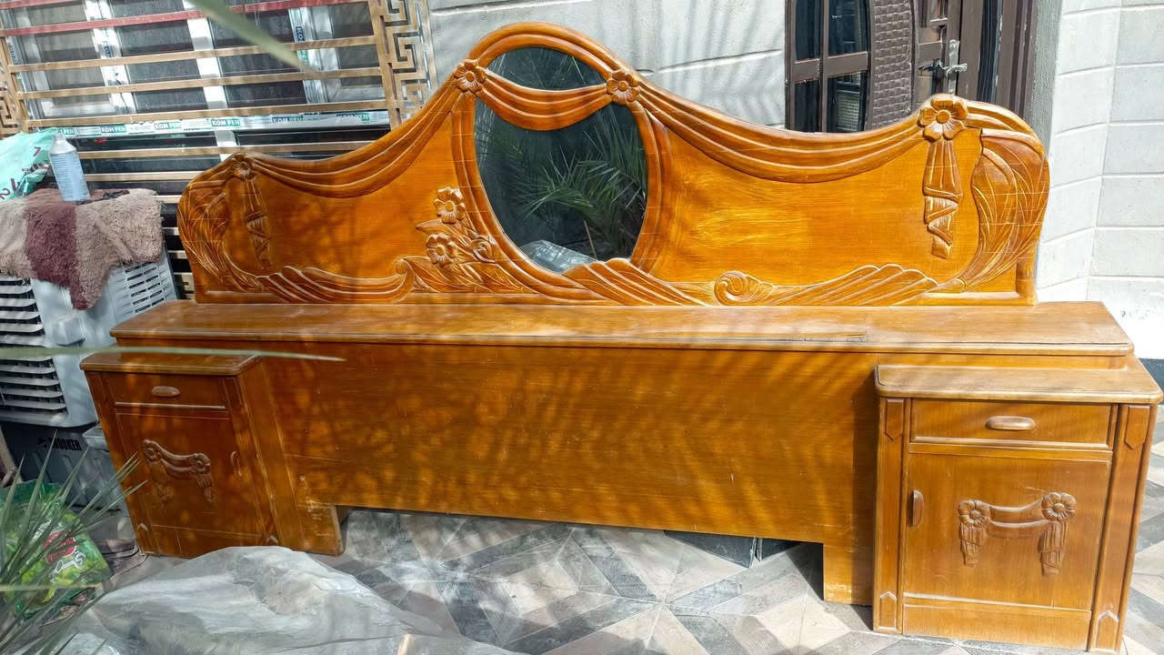 السلام عليكم
اثاث خشبي للبيع بسعر 25,000
طوله حوالي 3امتار
وعرضه حوالي نصف متر
الموقع/حله حي الصحة خلف فندق بابل(لا يوجد توصيل)
للتواصل على الرقم:
***********
متوفر واتساب وتلگرام
