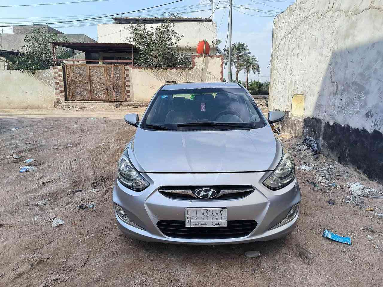 اكسنت موديل ١٣ للبيع اللون سلفري مابيها صبغ بس بيها بعض الملاحظات شخوط وبارد واكو خياسات بسيطة محرك حدادية  كفالة الكير ياخر شويه بعض الاحيان ابيع باعتبار الكير كايم للعلم صار سنة امشي علي على هاي الحالة بسمي السيارة السعر ٨٥ وبيها مجال العنوان شط العرب الجزيرة للتواصل واتساب
*********** Singapore
