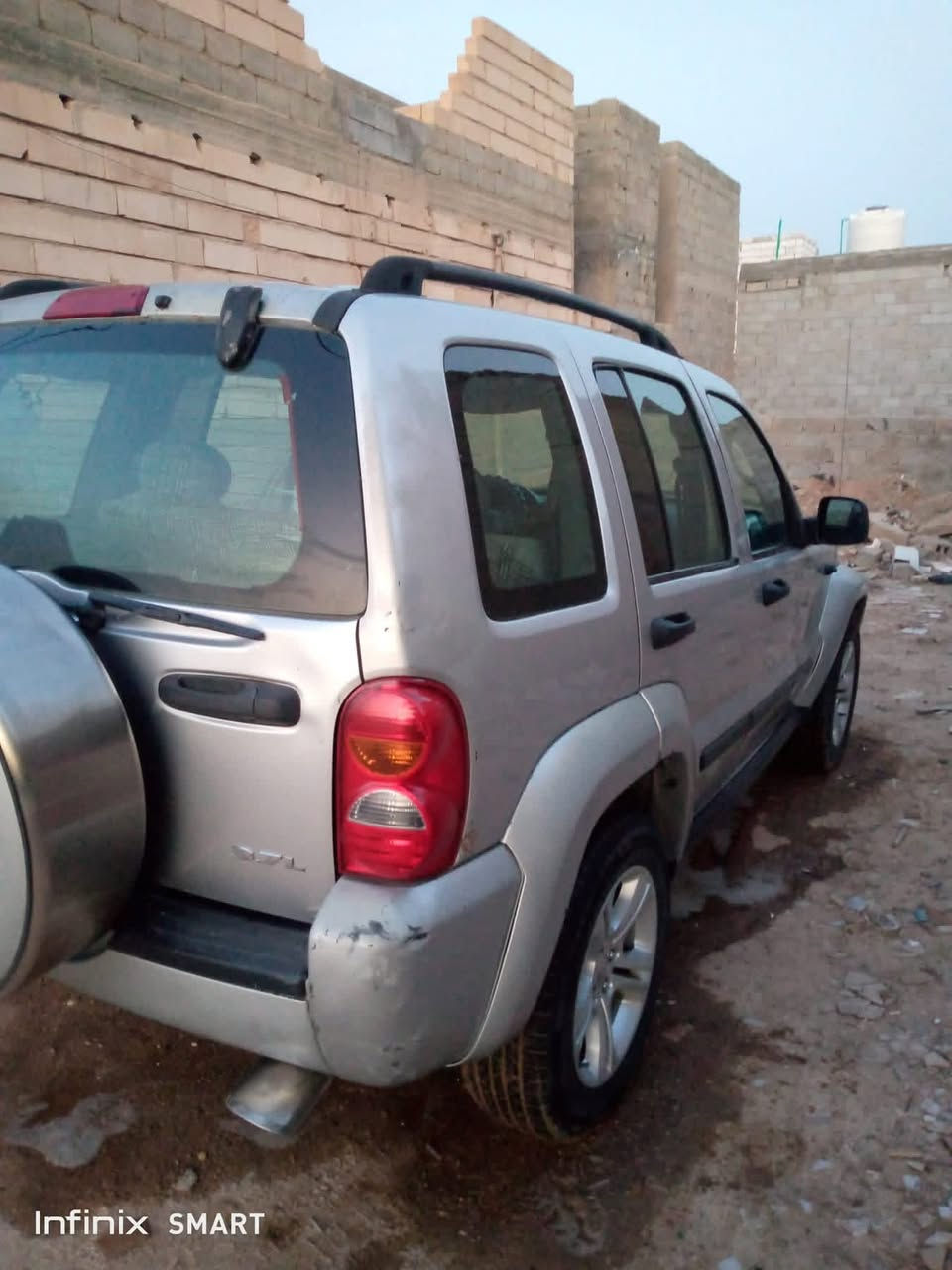 السلام عليكم و رحمة الله و بركاته
جيب ليبرتي 2007

 رقم بغداد دولي بأسمي السنوية جديدة ل 2030 تحويل مباشر 

 مكانها كربلاء 

 كير + مكينه 3000 VVT

 صدر / حدادية / اطارات / تبريد / نظيف و خير من الله 

 شاشه + كامره خلفيه 

 كهربائيات شغالة

 معروضه ب ( 60 )

 و الشراي يدلل

 ***********
