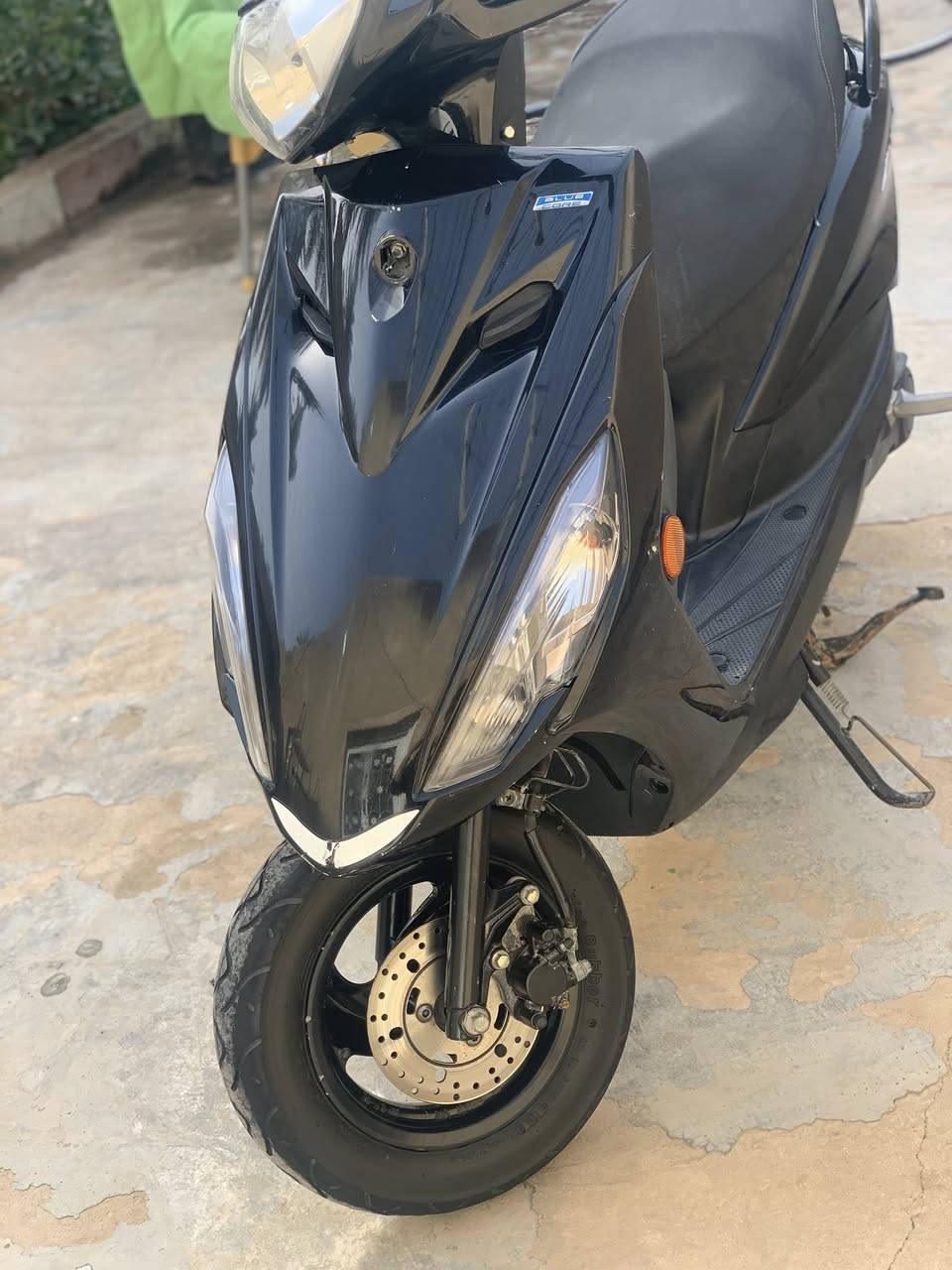 اكدز مديل عشرين السعر ١٢ ونص وبيه مجال العنوان كربلاء لاستفسار***********
